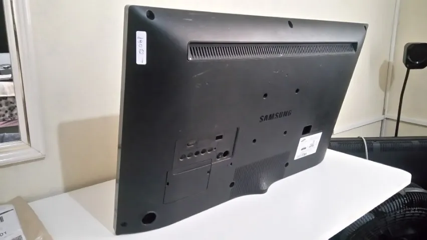 Carcaça + Moldura + Barramento De Led Tv Samsung Lt28d310
