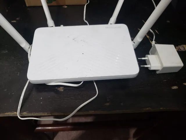 Roteador RE022 AC1200 Gigabit Multilaser 4 Antenas