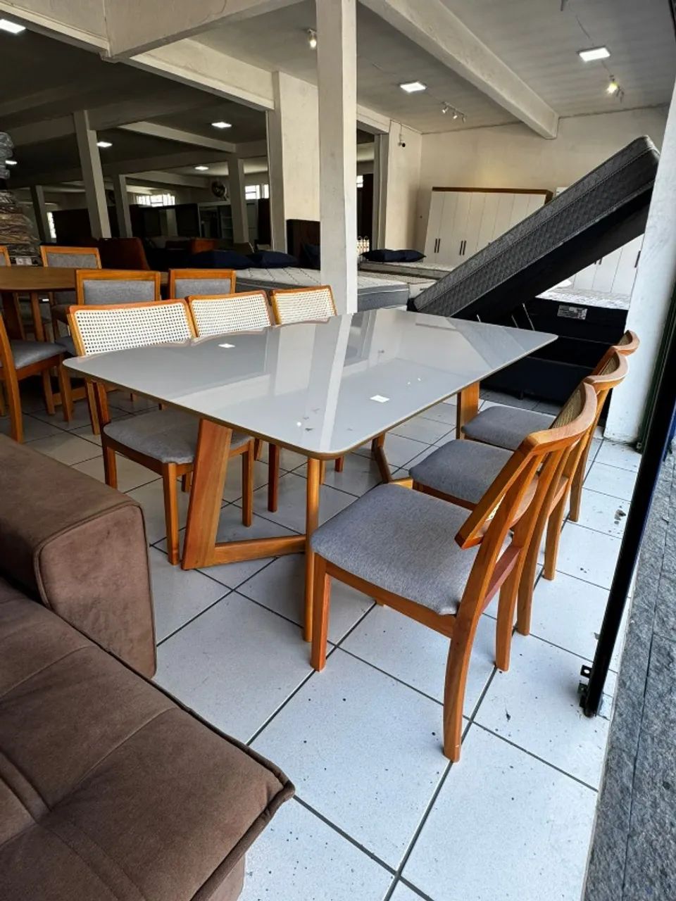 mesa com 6 cadeiras linha premiu