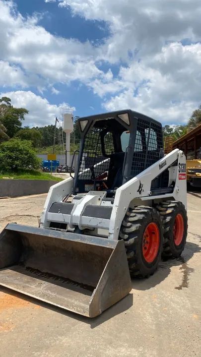 mini carregadeira bobcat s130  - Foto 3