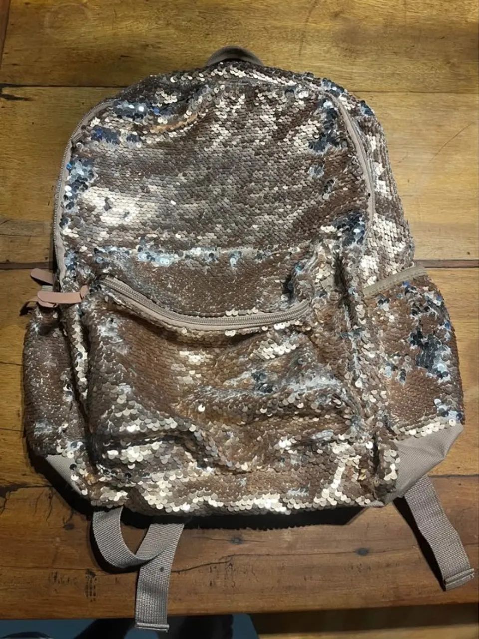 Mochila de paetê