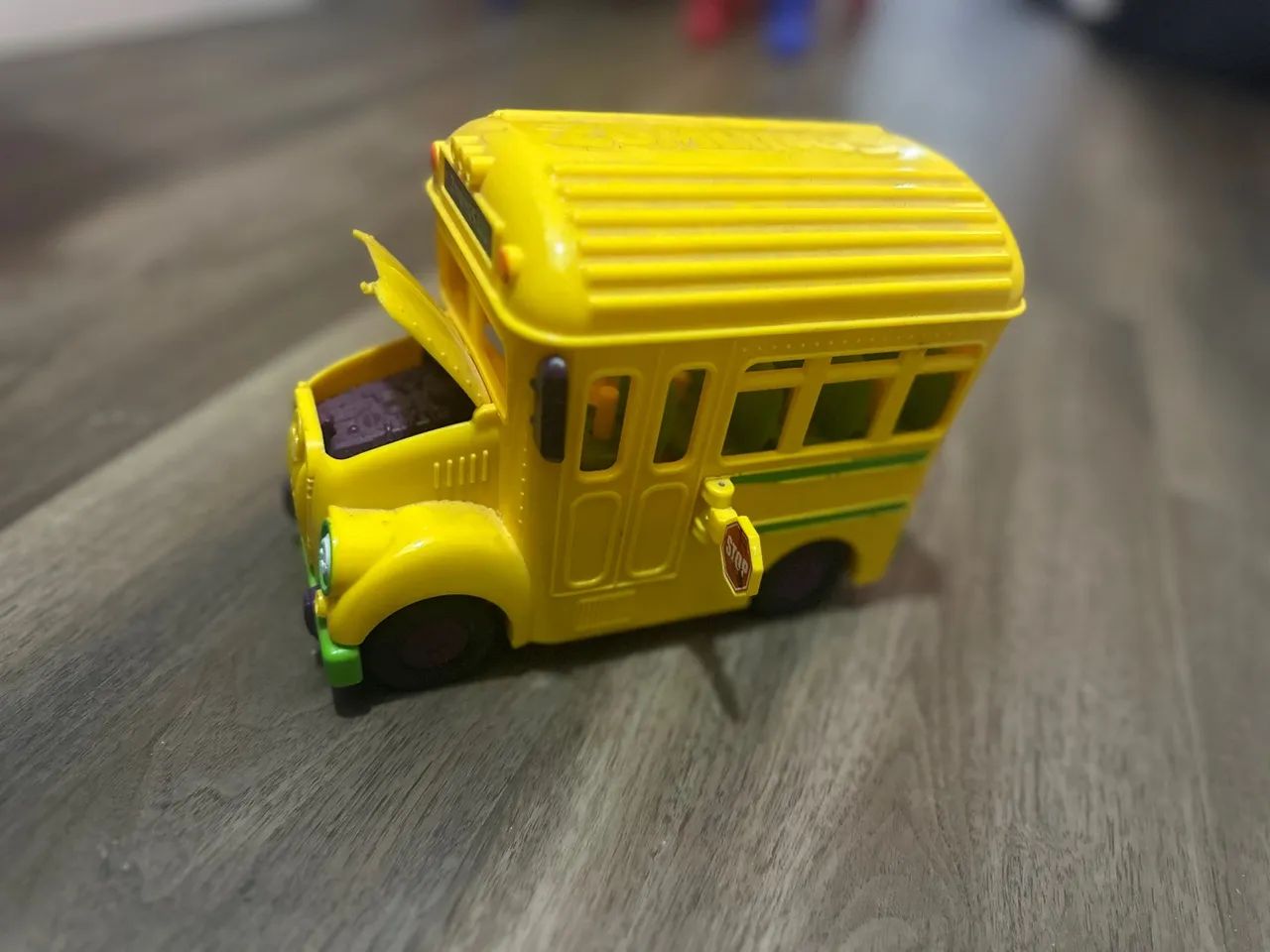 Zomlings Bus - ENTREGA IMEDIATA - Foto 2