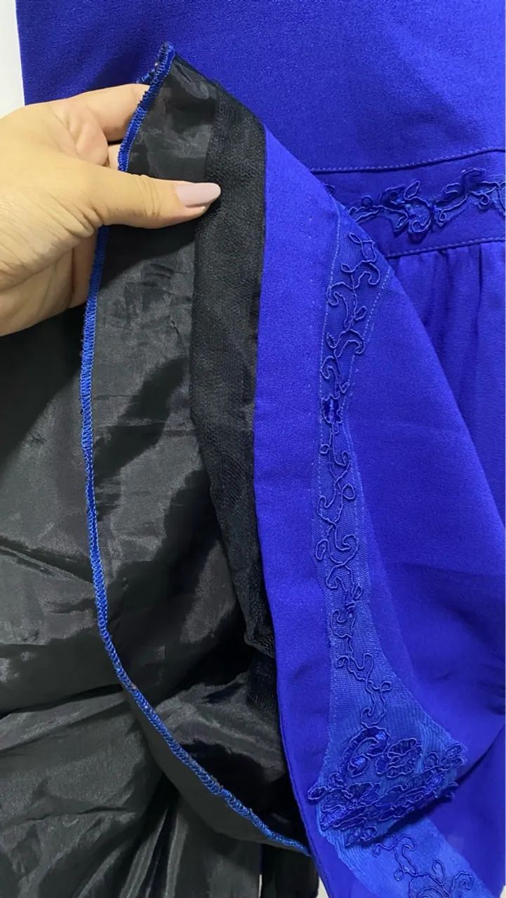 Vestido curto azul com detalhes de renda  - Foto 5
