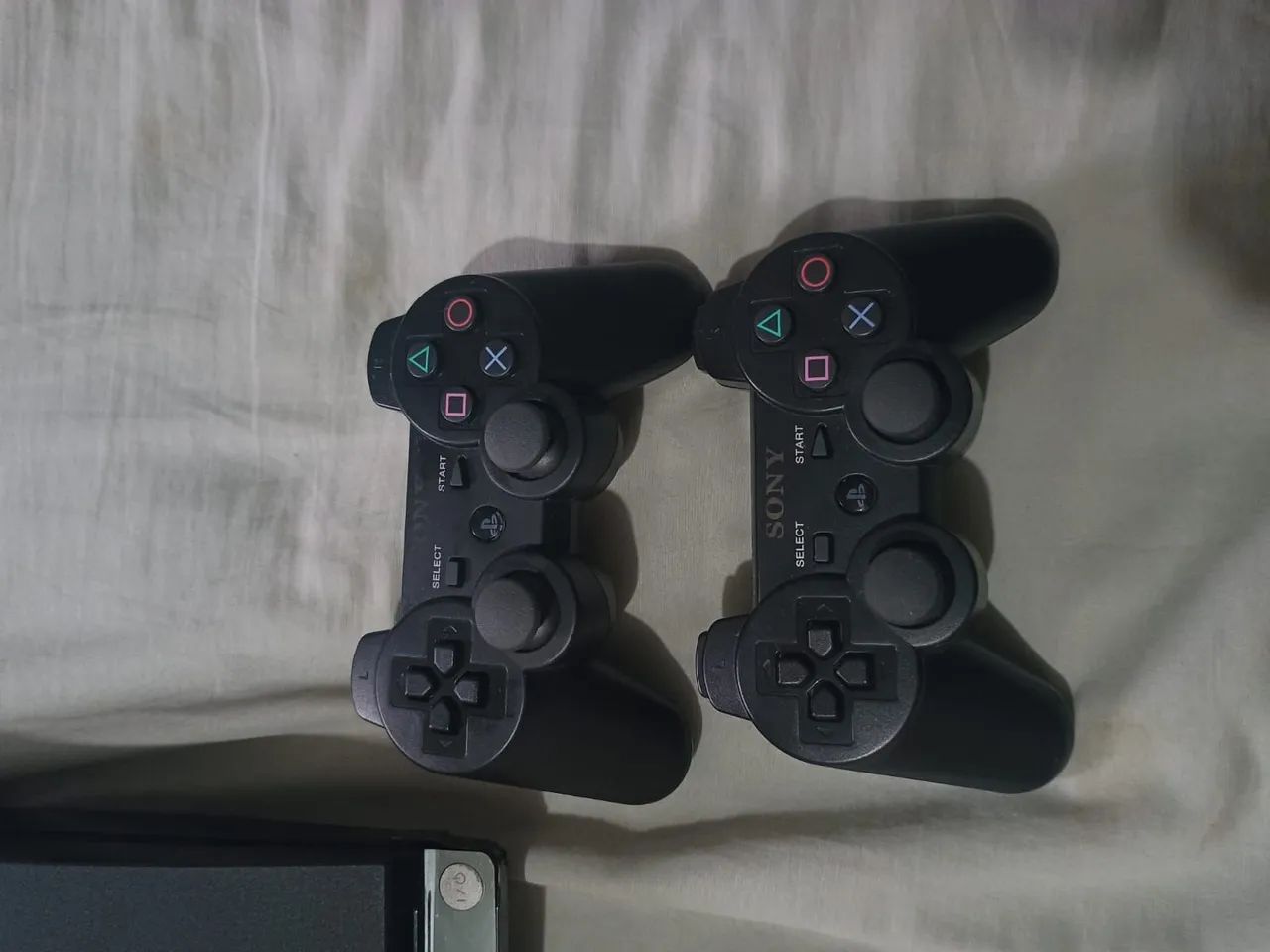 PS3 + 2 CONTROLES + HD 1TB + 6 JOGOS - Foto 5