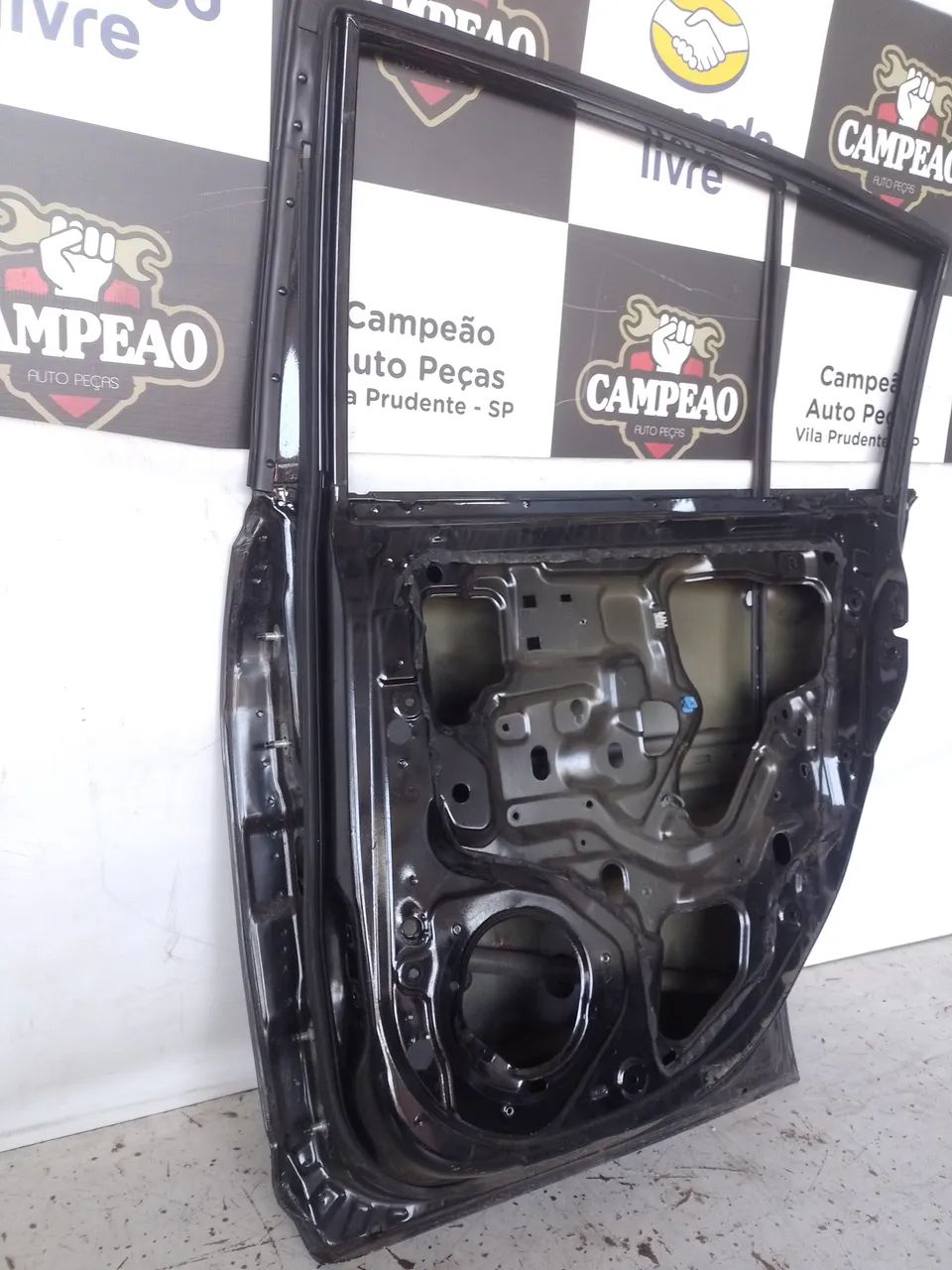 Porta Traseira Direita Nissan Tiida 2010 C Detalhe - Foto 5