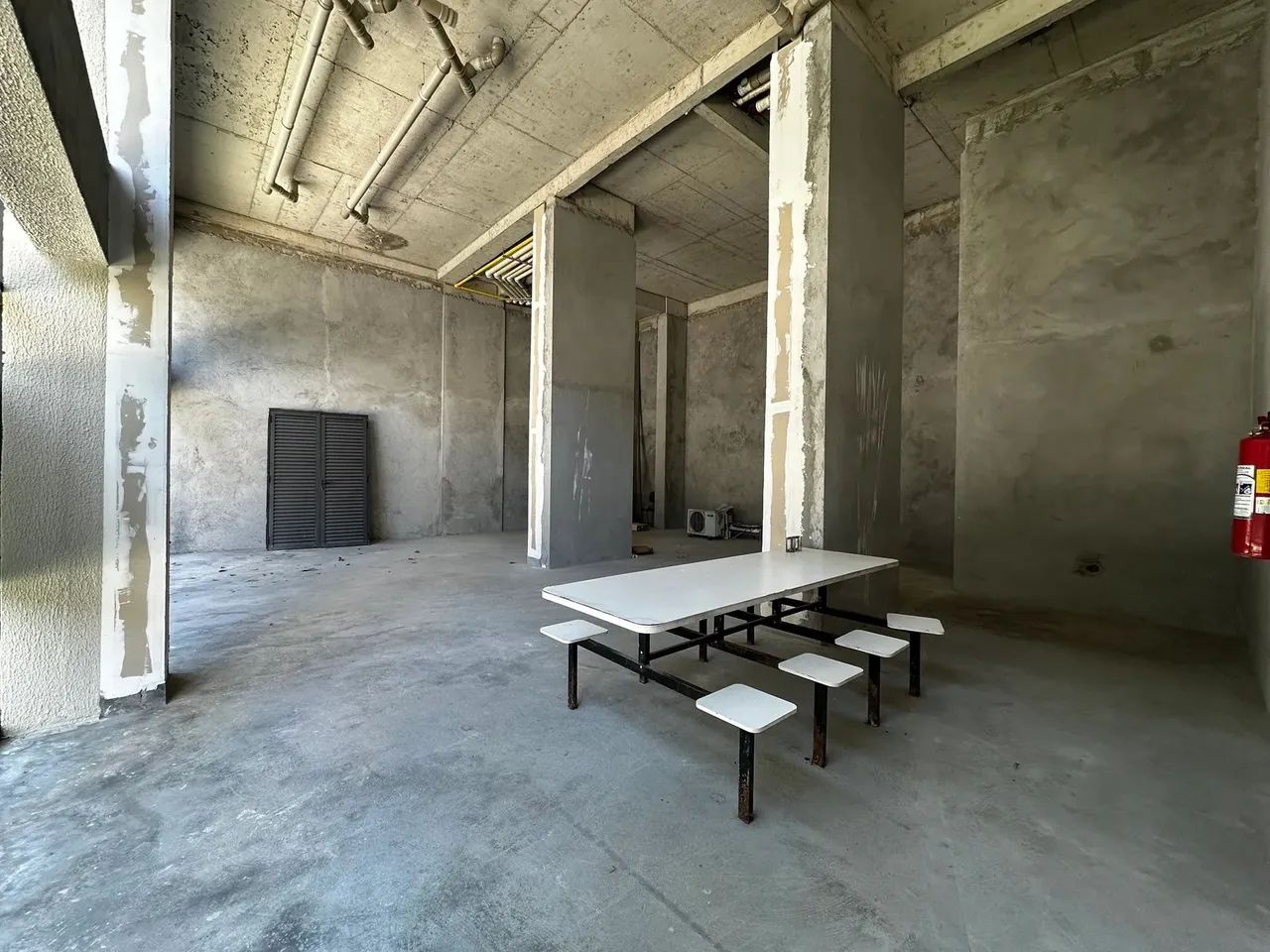 SALA COMERCIAL/LOJA PARA VENDA E PARA ALUGAR NA PARADA INGLESA! - Foto 3