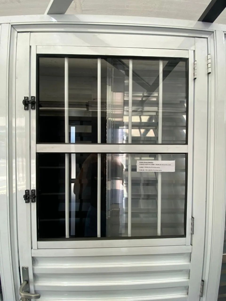 SUPER OFERTA DE PORTAS DE ALÚMINIO COM JANELA E GRADE - Foto 6