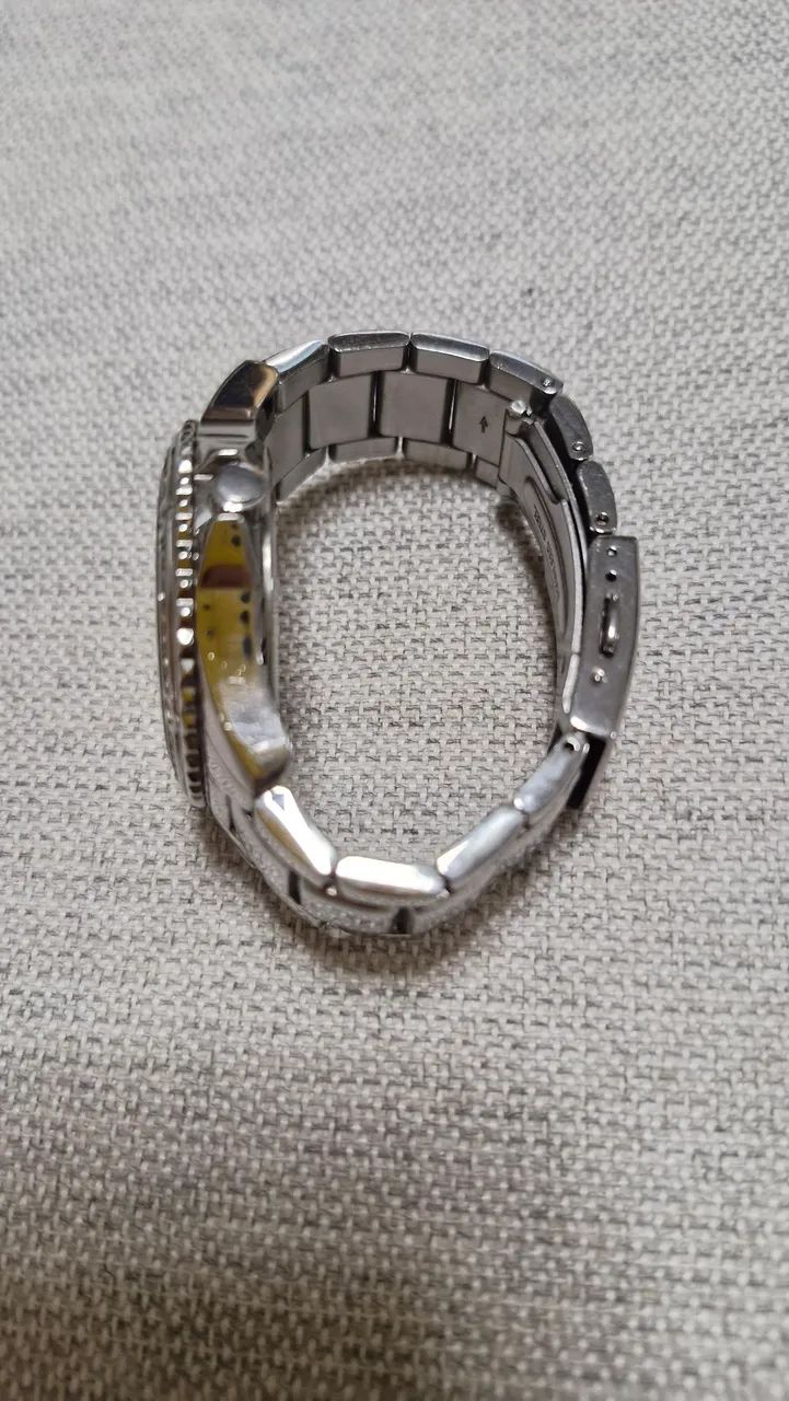 Relógio Guess Feminino prata  - Foto 3
