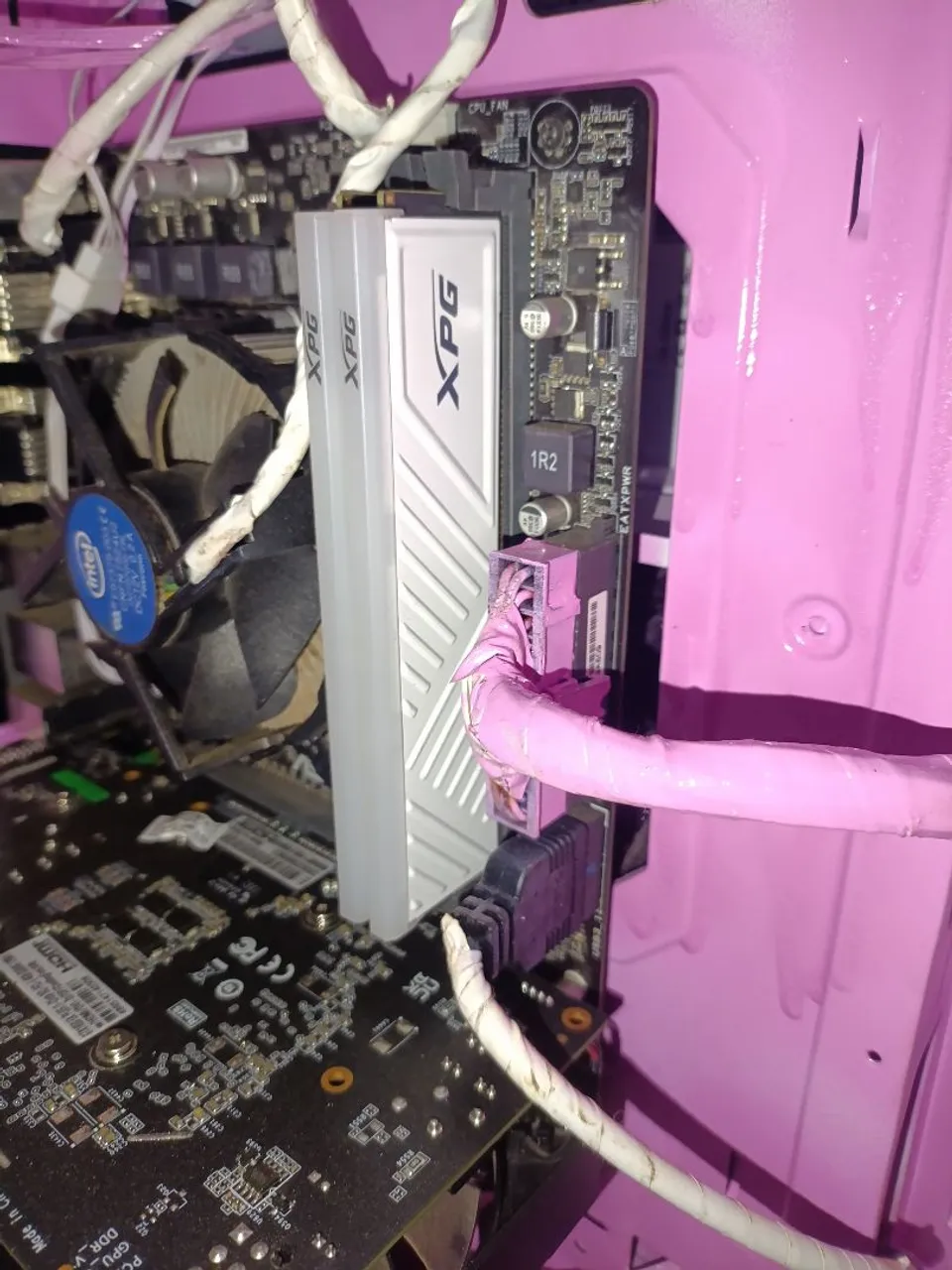 Memória RAM XPG DDR4 2X8GB
