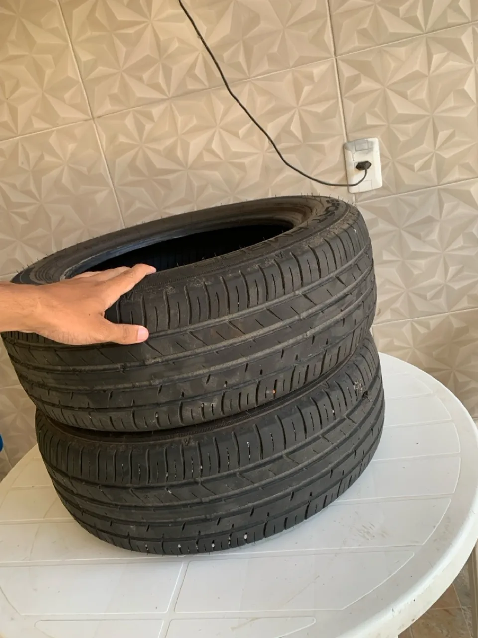 Pneus usados Aro 195.60.15 Dumlop