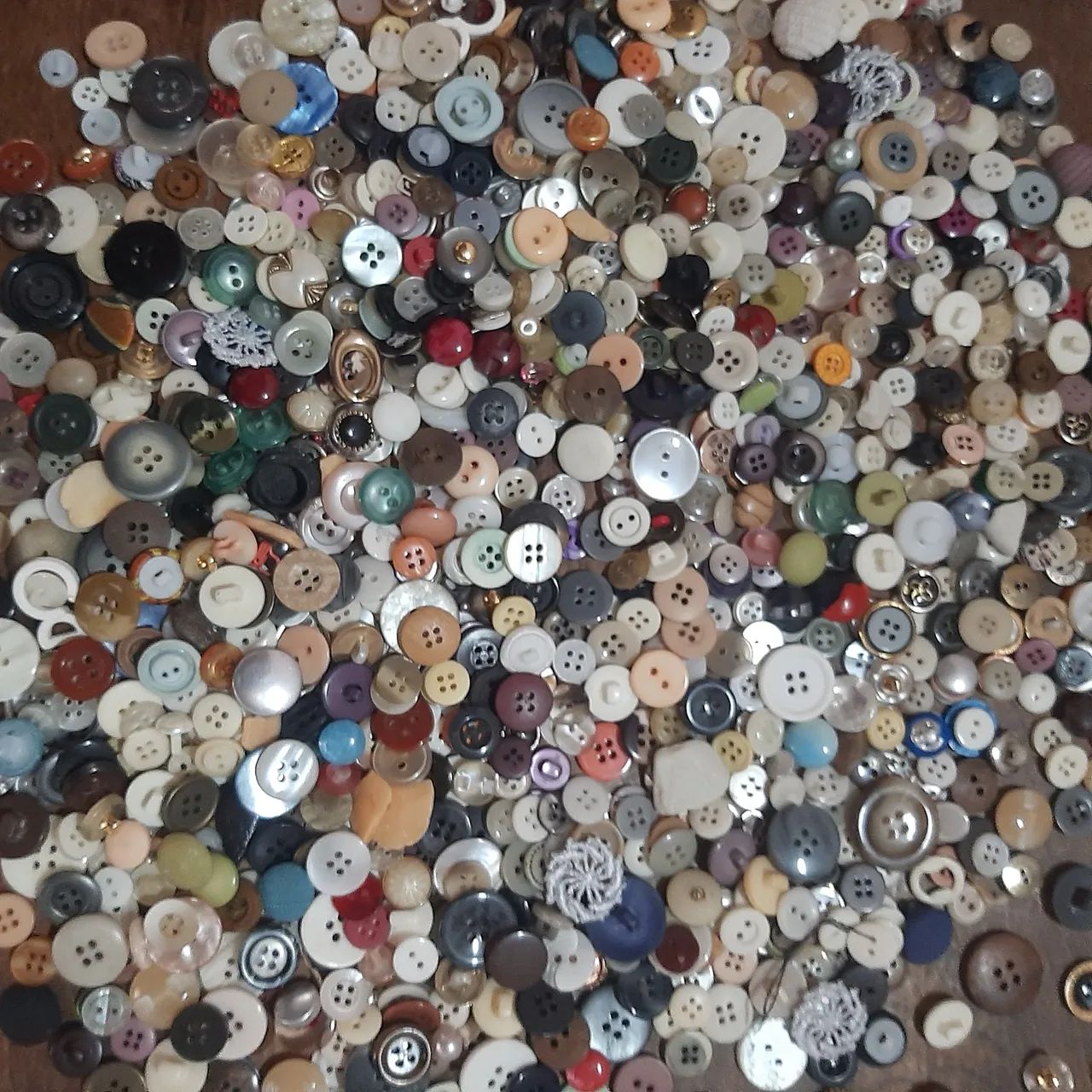 Botões Antigos e Variados - Foto 2