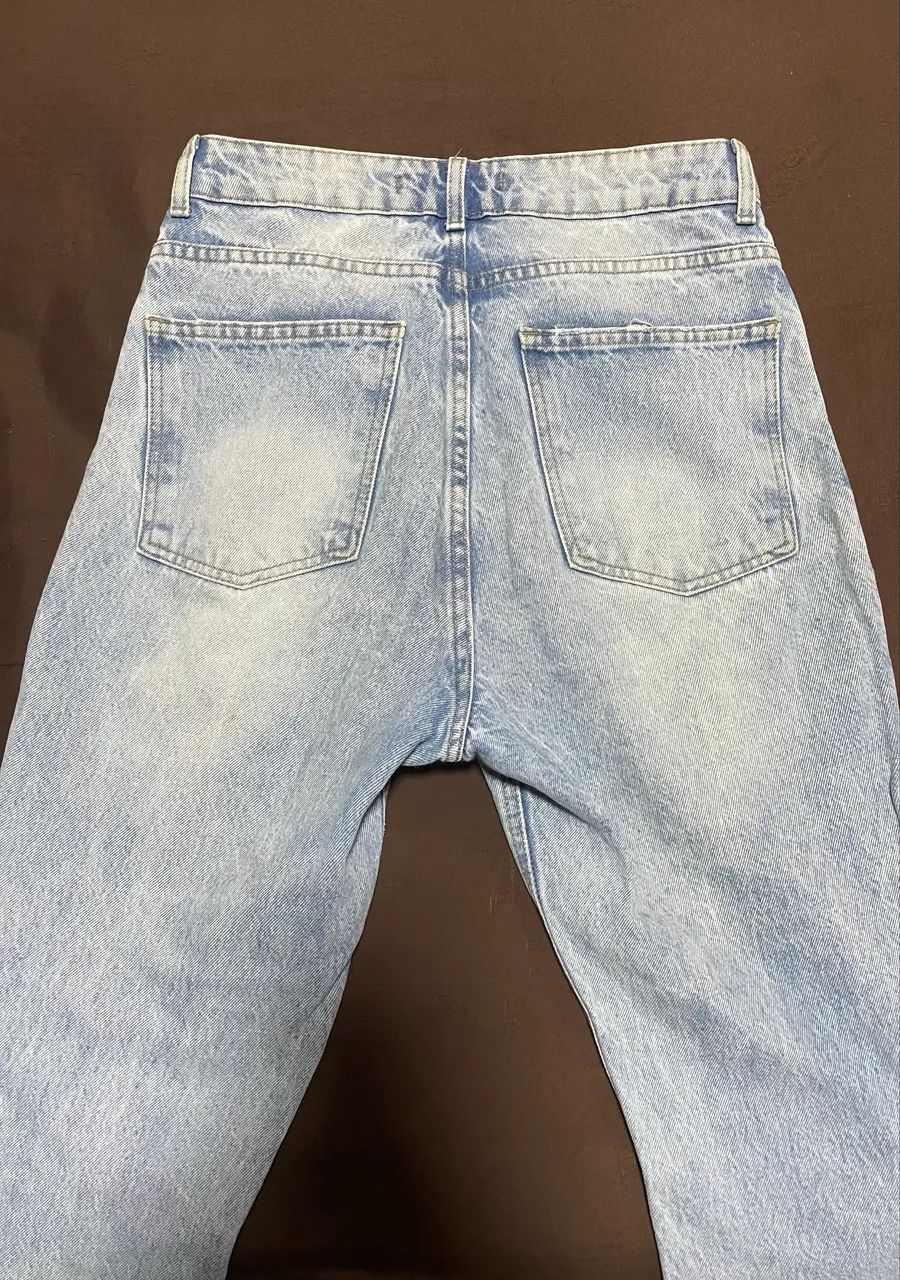 Calça reta jeans liso com puídos renner - Foto 3