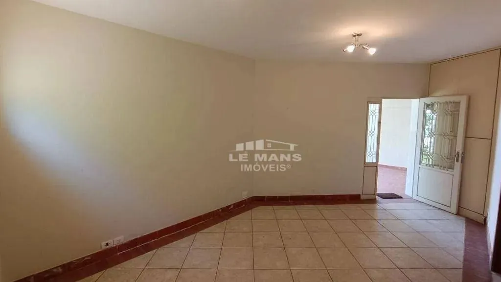 Sala para alugar, no bairro Alto em Piracicaba - SP