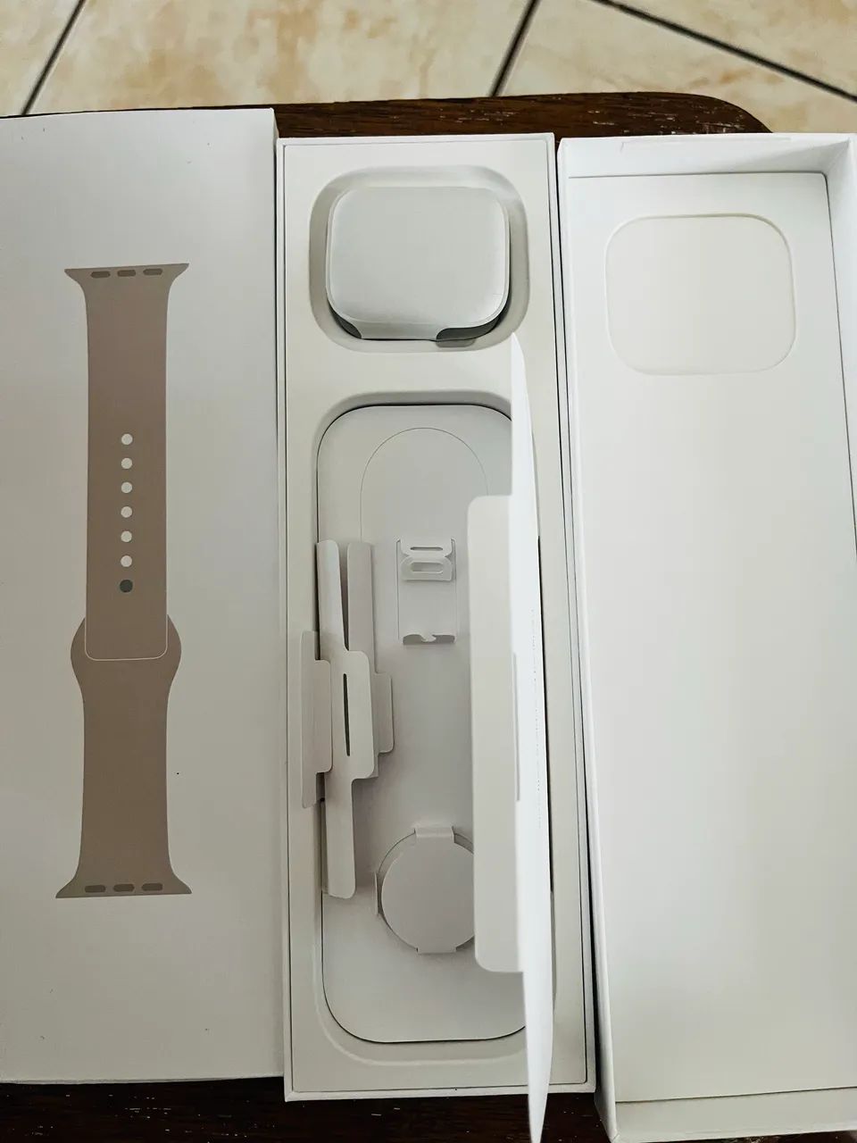 Caixa Relogio Apple64300207004803121