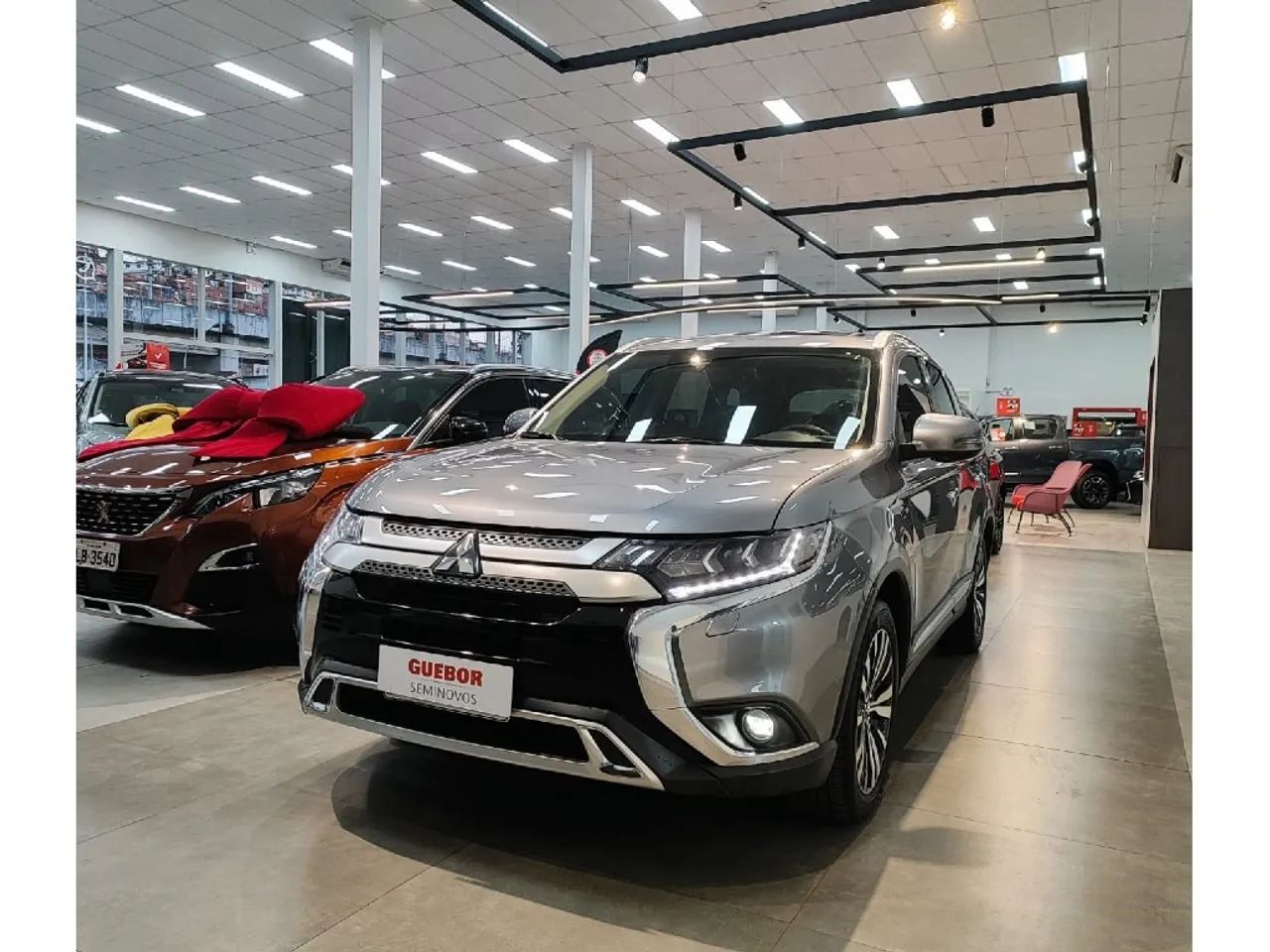 Mitsubishi Outlander HPE-S 3.0 V6 4X4 5P Aut. 2022 - Foto 3