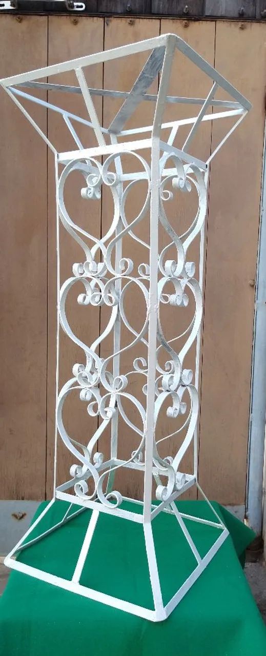 Suporte de ferro branco para vasos antigo  - Foto 3