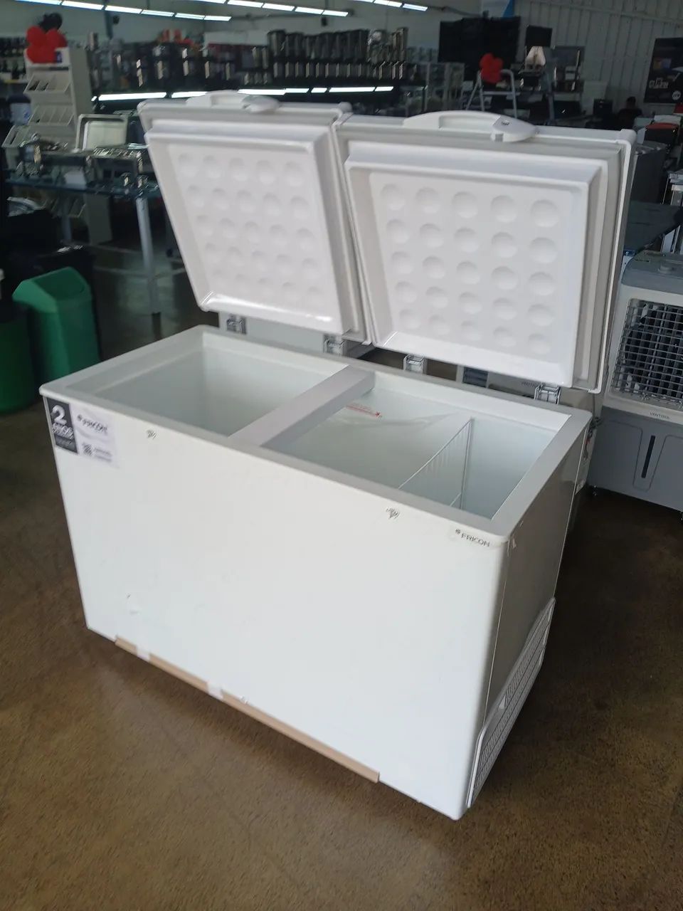 Freezer Horizontal 411 Litros Da Fricon Tampa Cega - Foto 3