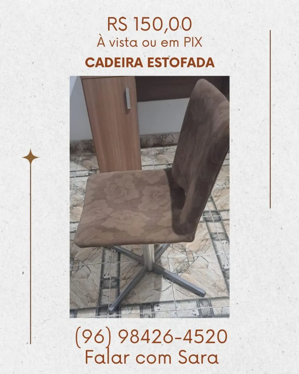 Cadeira Estofada Giratória - R$ 150,00