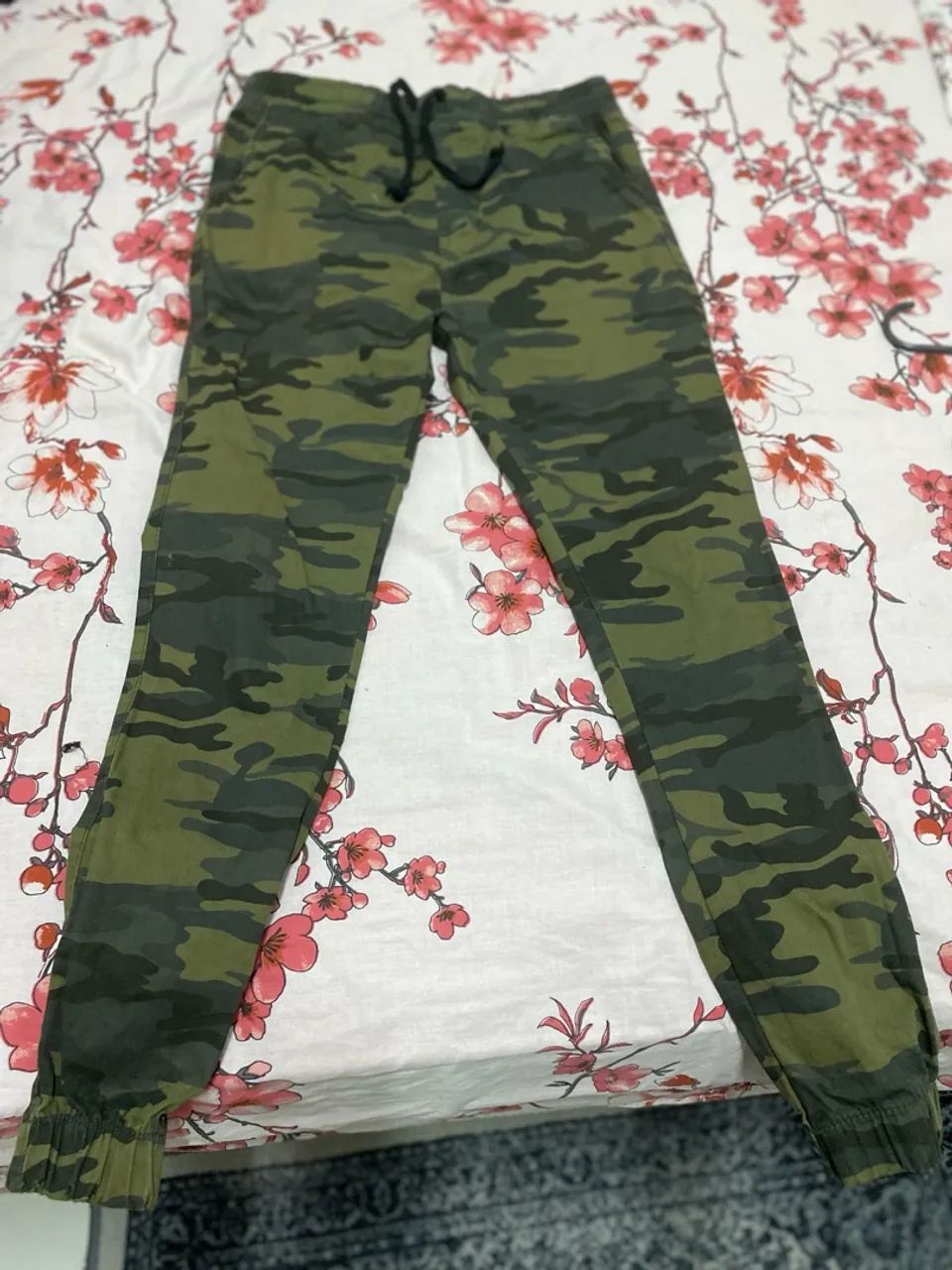 Calça Camuflada Jogger - Foto 2
