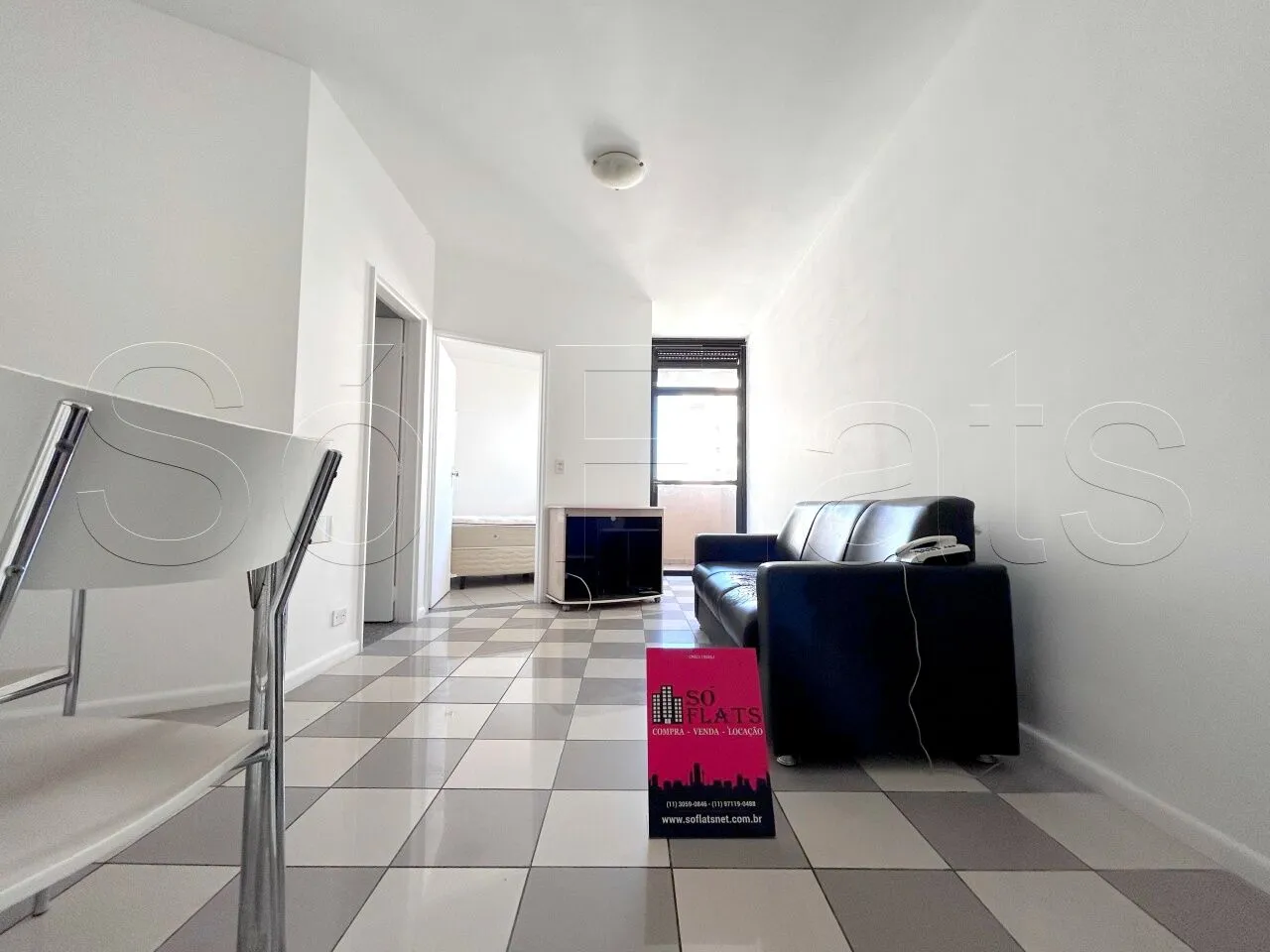 Flat para locação no Moema Studio com 1 dorm e 1 vaga de garagem próximo do Parque do Ibir