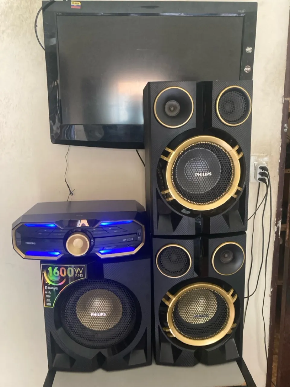 Som Philips 1600W RMS Bluetooth, USB e SD