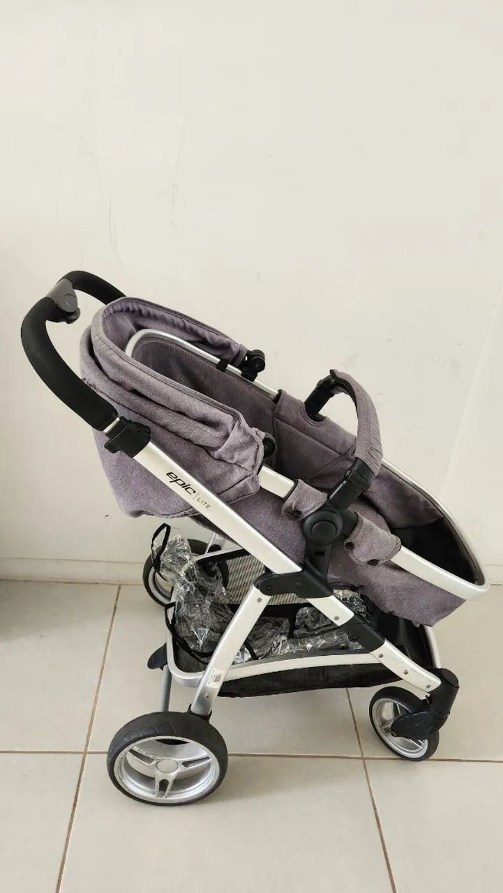 Carrinho de Bebê Epic Lite Infanti Cinza - Foto 2