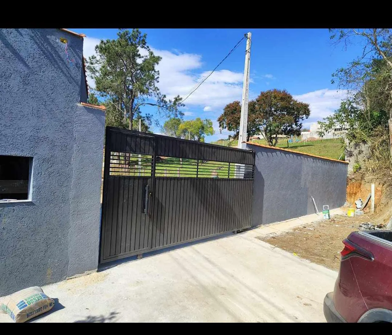 Terrenos planos a venda próximo a Guararema com Agua e luz !