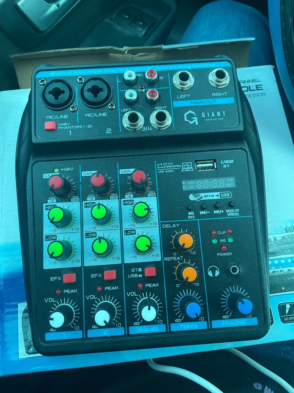 Mesa de Som + Interface de áudio Bluetooth