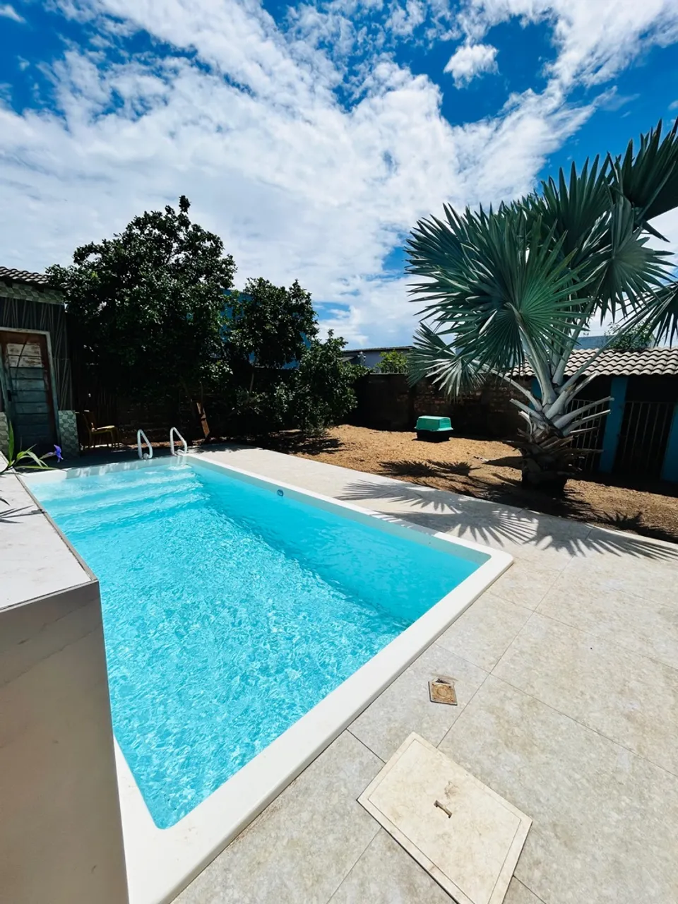 Imperdível! Vendo casa no satélite com piscina é ótima localização!
