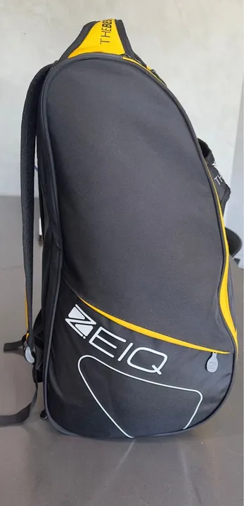 Mochila de beach tennis Zeiq - Preta com Amarelo