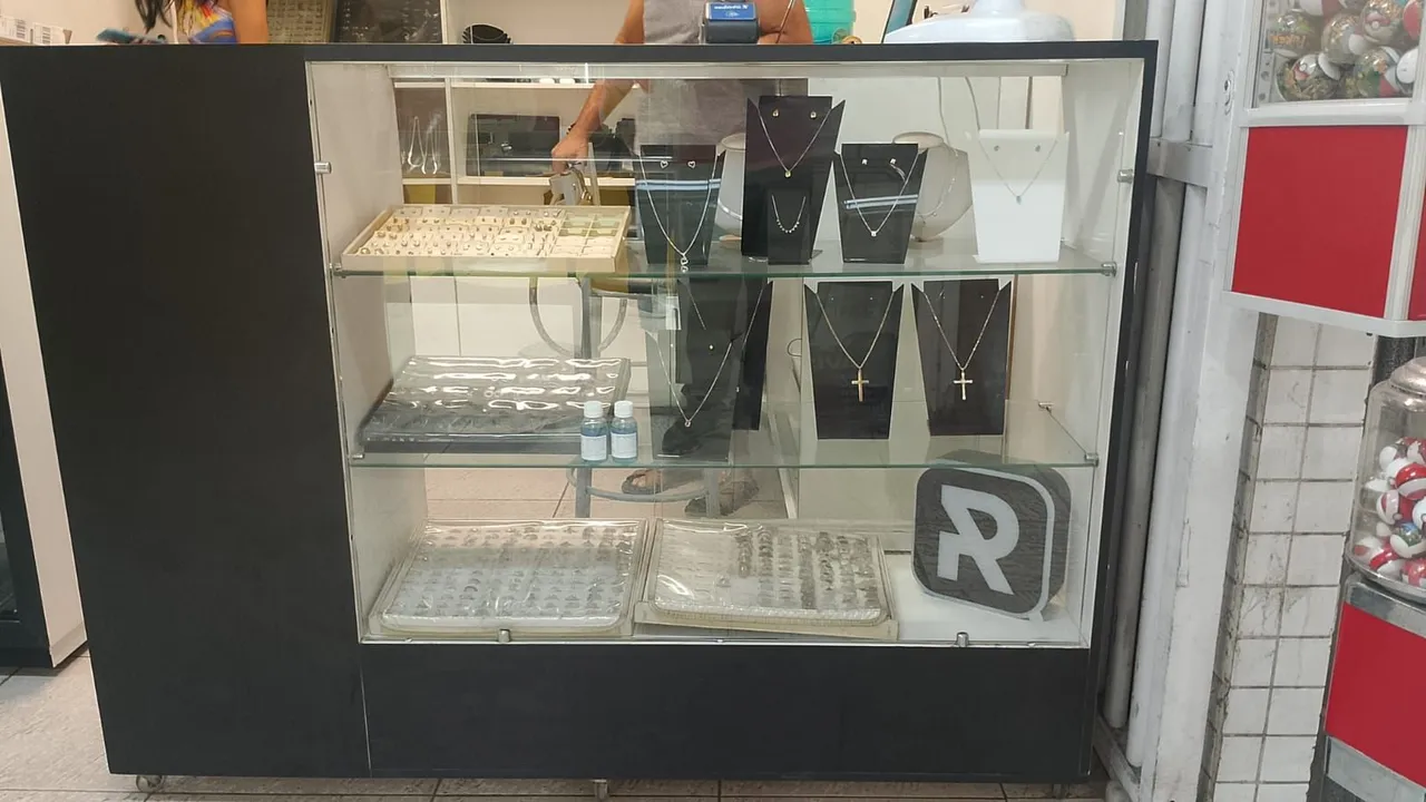 Vitrine Expositora para Joias e Acessórios