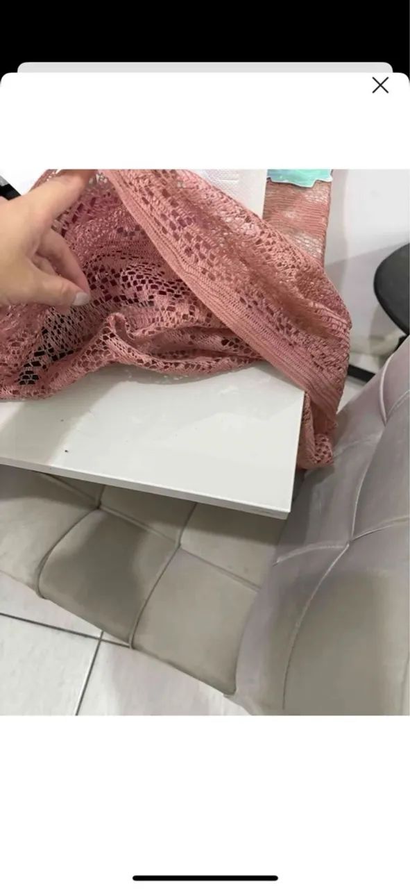 MESA EM OTIMO ESTADO COM TAMPO DE VIDRO - Foto 2