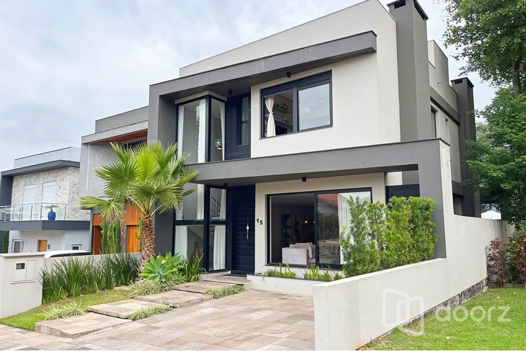 Imóvel na Francisco Solano Borges com 4 dormitórios e 186m²