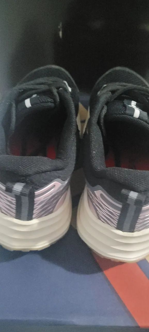 Tenis fila racer feminino preto e rosa - Foto 4