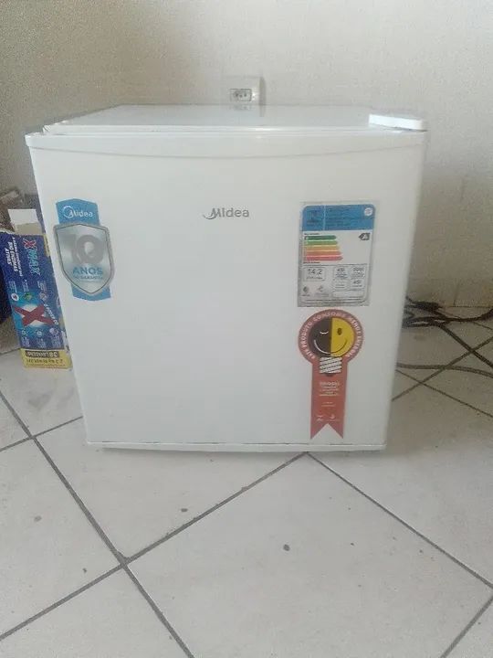 Geladeira Midea 45 Litros 127 V