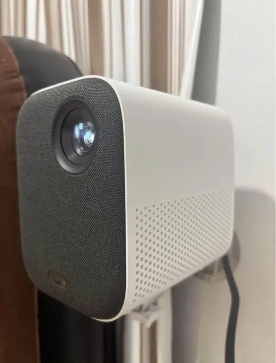 Vendo ou Troco, Projetor Xiaomi Mi Smart Projector 2 - Novo