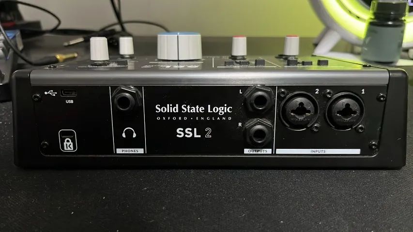Interface de áudio Solid State Logic SSL 2 - Foto 3