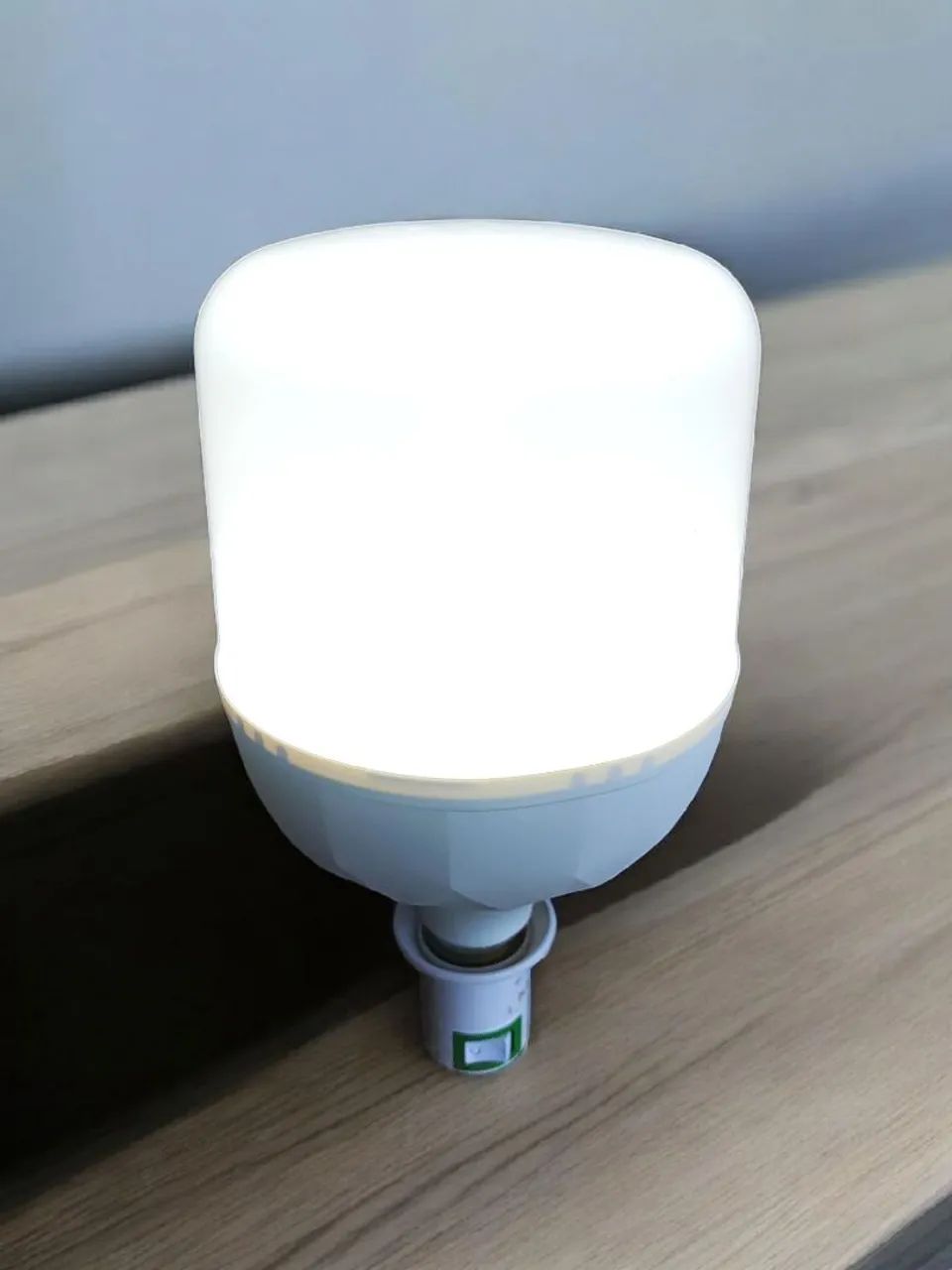 Lâmpada em led super branca 6.500k - Foto 3
