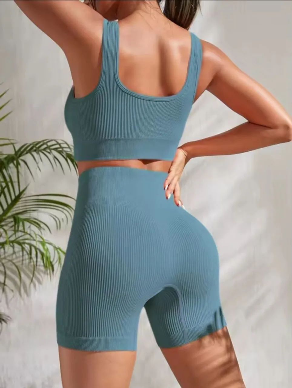 Conjunto Fitness Ribbed: Top e Shorts - Foto 5