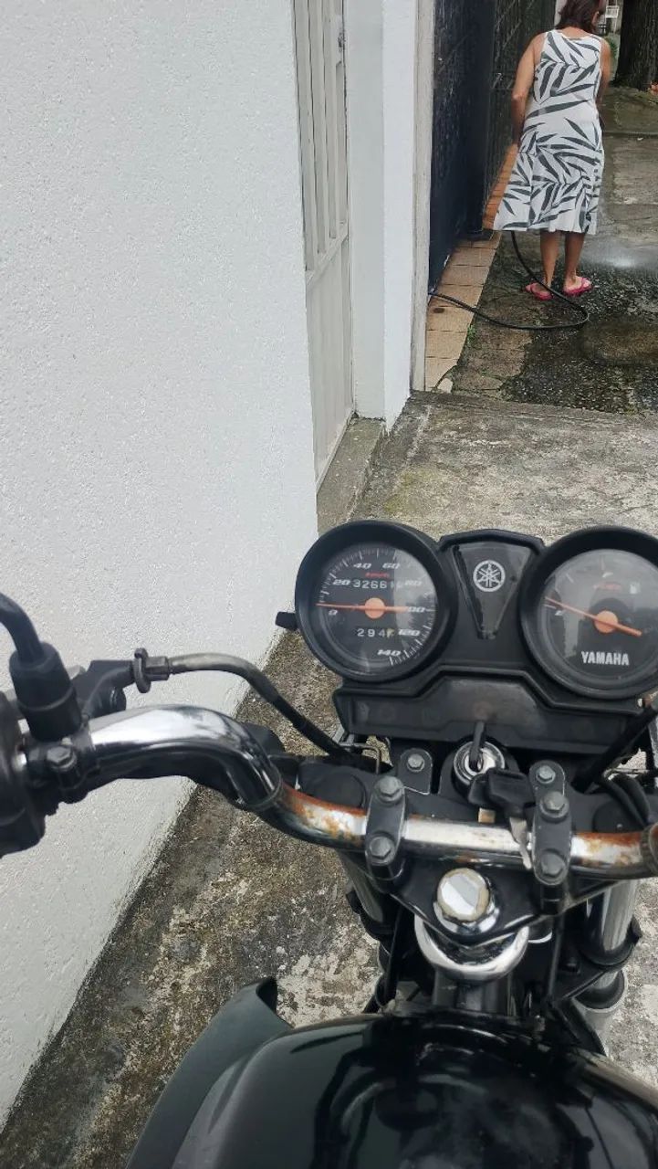 Moto em dias e super econômica, ótima para trabalho  - Foto 3