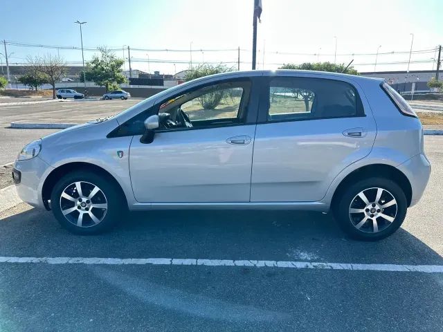 PUNTO 2015 1.4 COMPLETO- PARCELADO NO BOLETO OU AVISTA - Foto 3