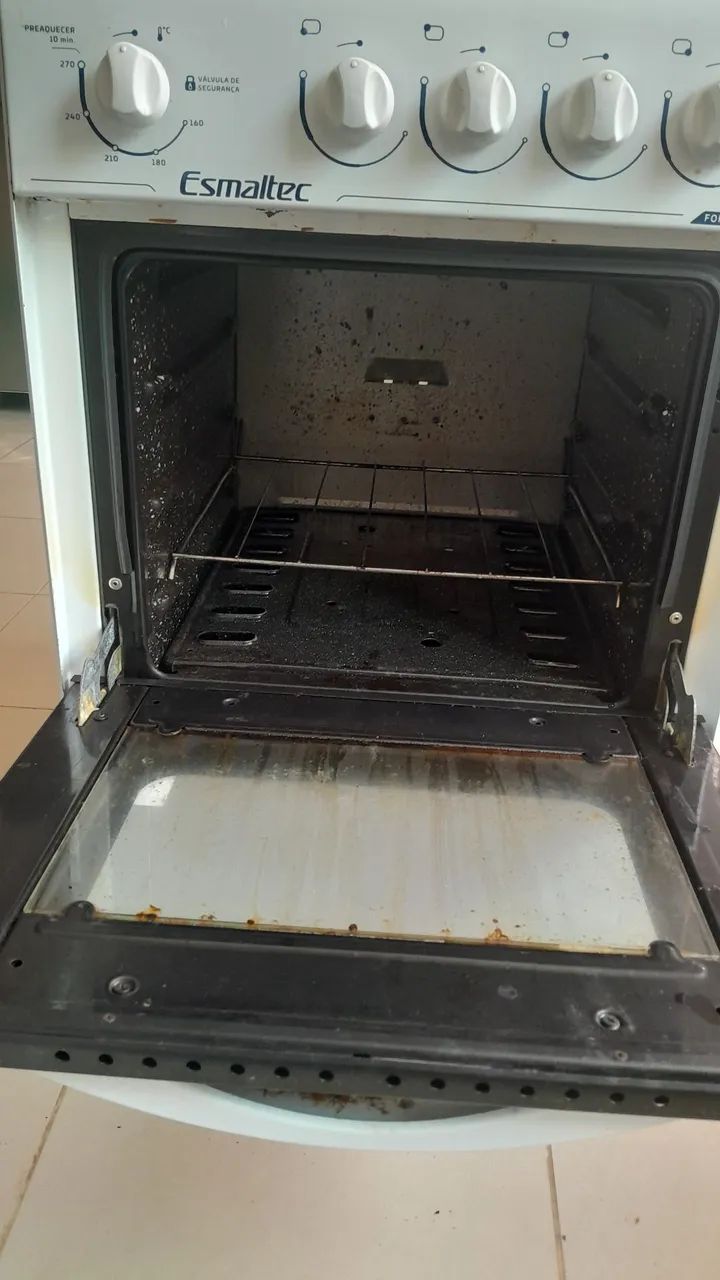 FOGÃO 4 BOCAS BOM ESTADO FORNO FUNCIONA PERFEITAMENTE.  - Foto 2