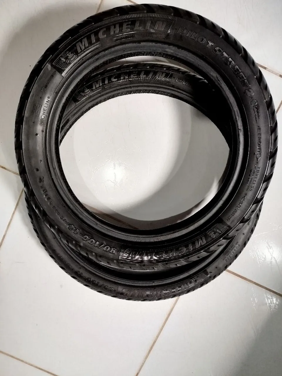 Pneus Michelin da Pop 110 Semi novo