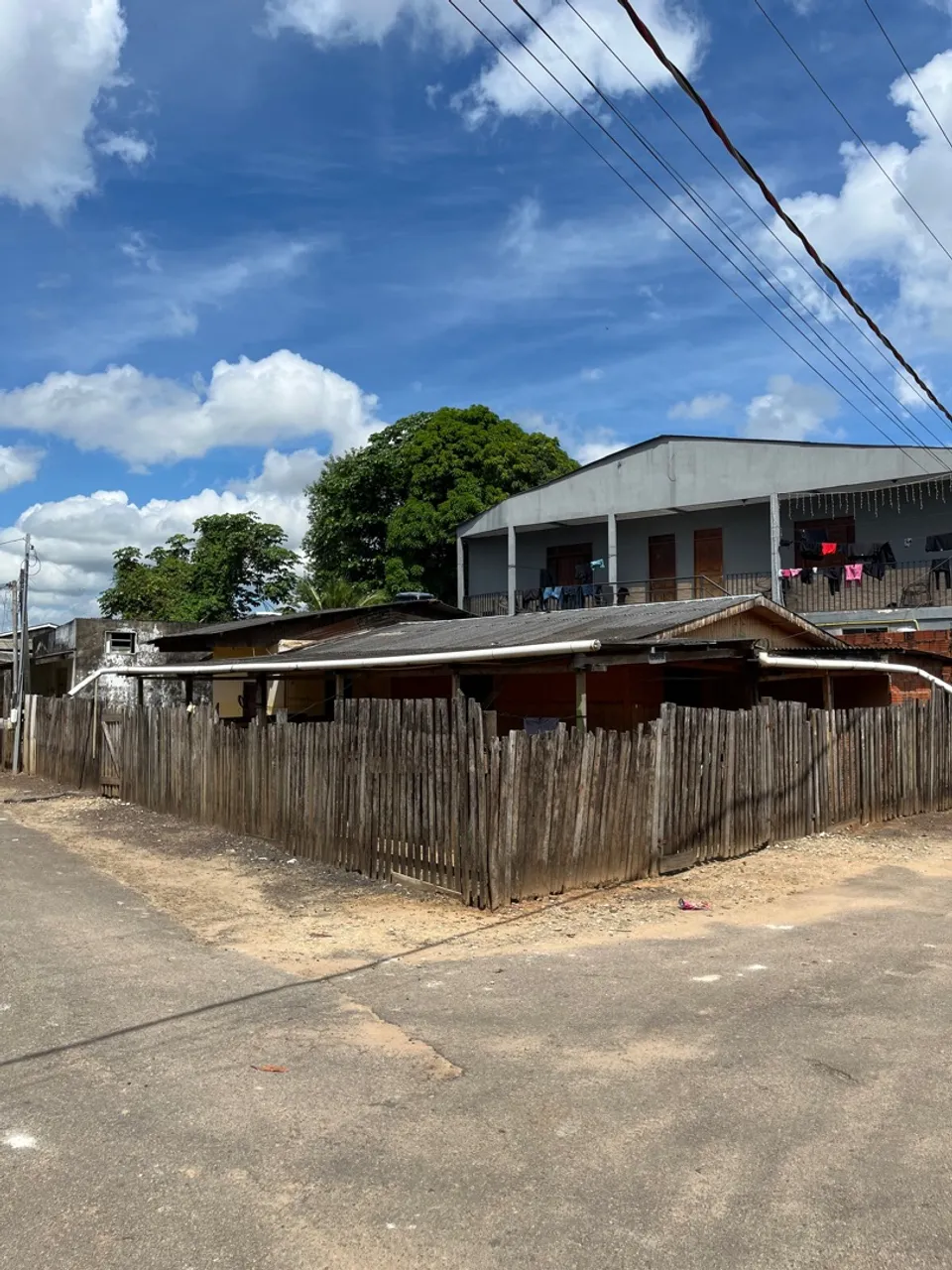 Vendo casa de esquina