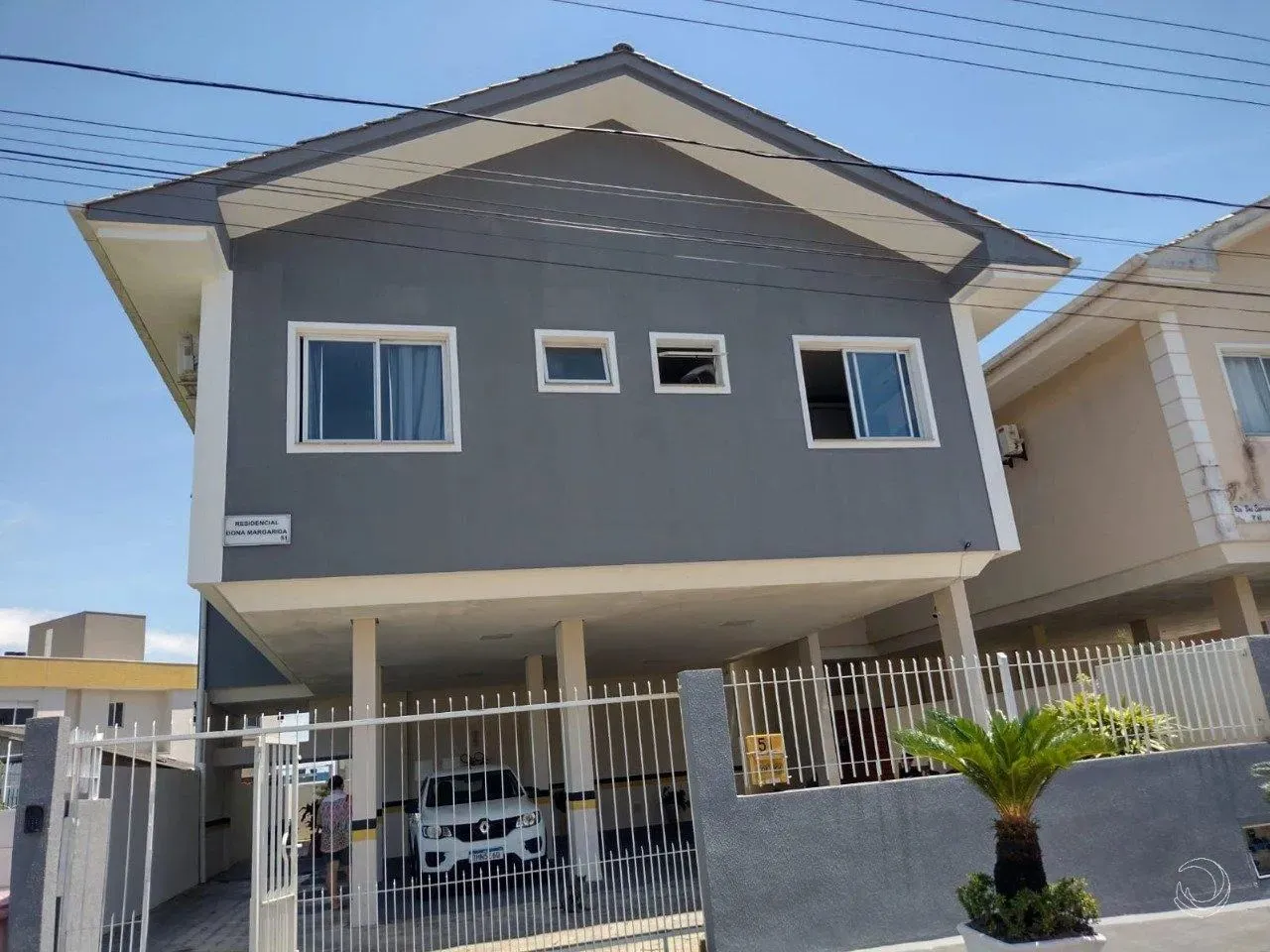 Apartamento para Venda em Florianópolis, Carianos, 2 dormitórios, 1 banheiro, 1 vaga