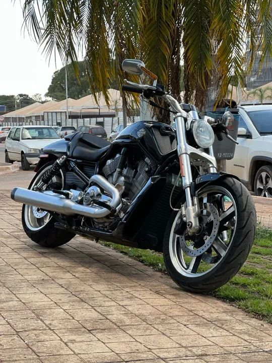 Harley Davidson / V-ROD Muscle 1250cc 7500KM - Foto 4