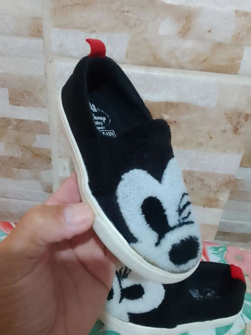 Tênis ZARA Mickey Mouse Baby- Tamanho 21 - Foto 2