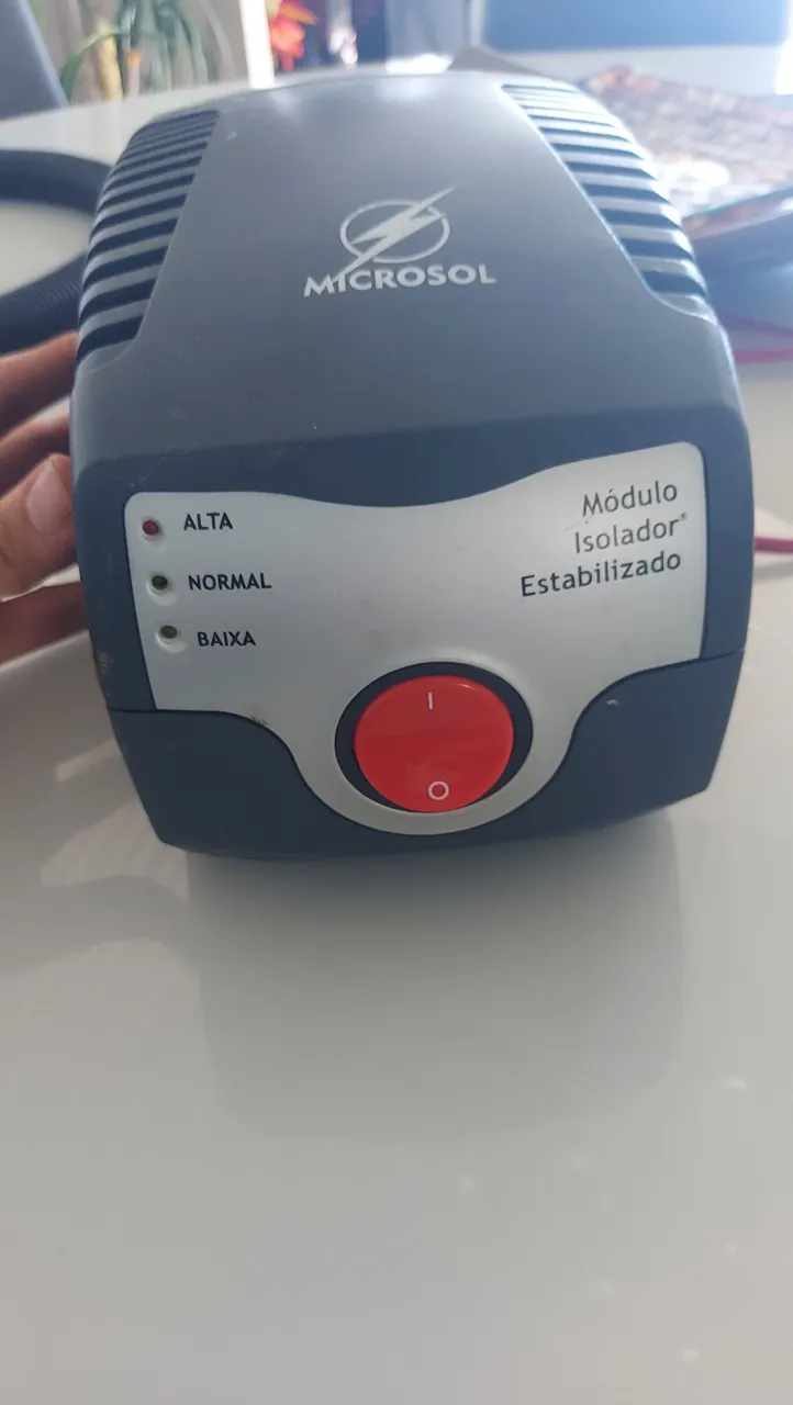 Estabilizador Microsol 440va funcionando