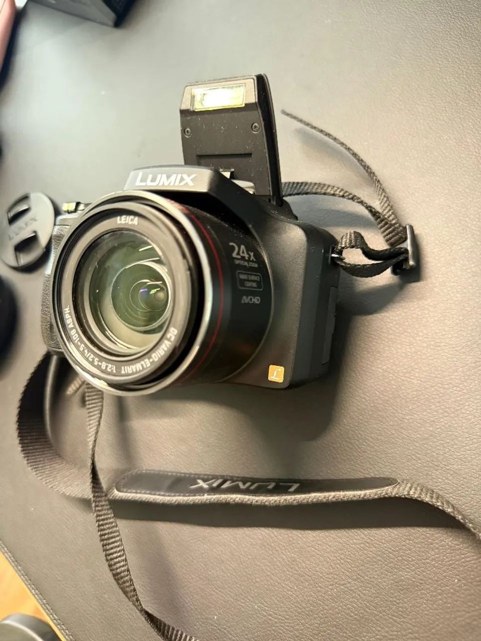 Câmera Panasonic Lumix FZ47