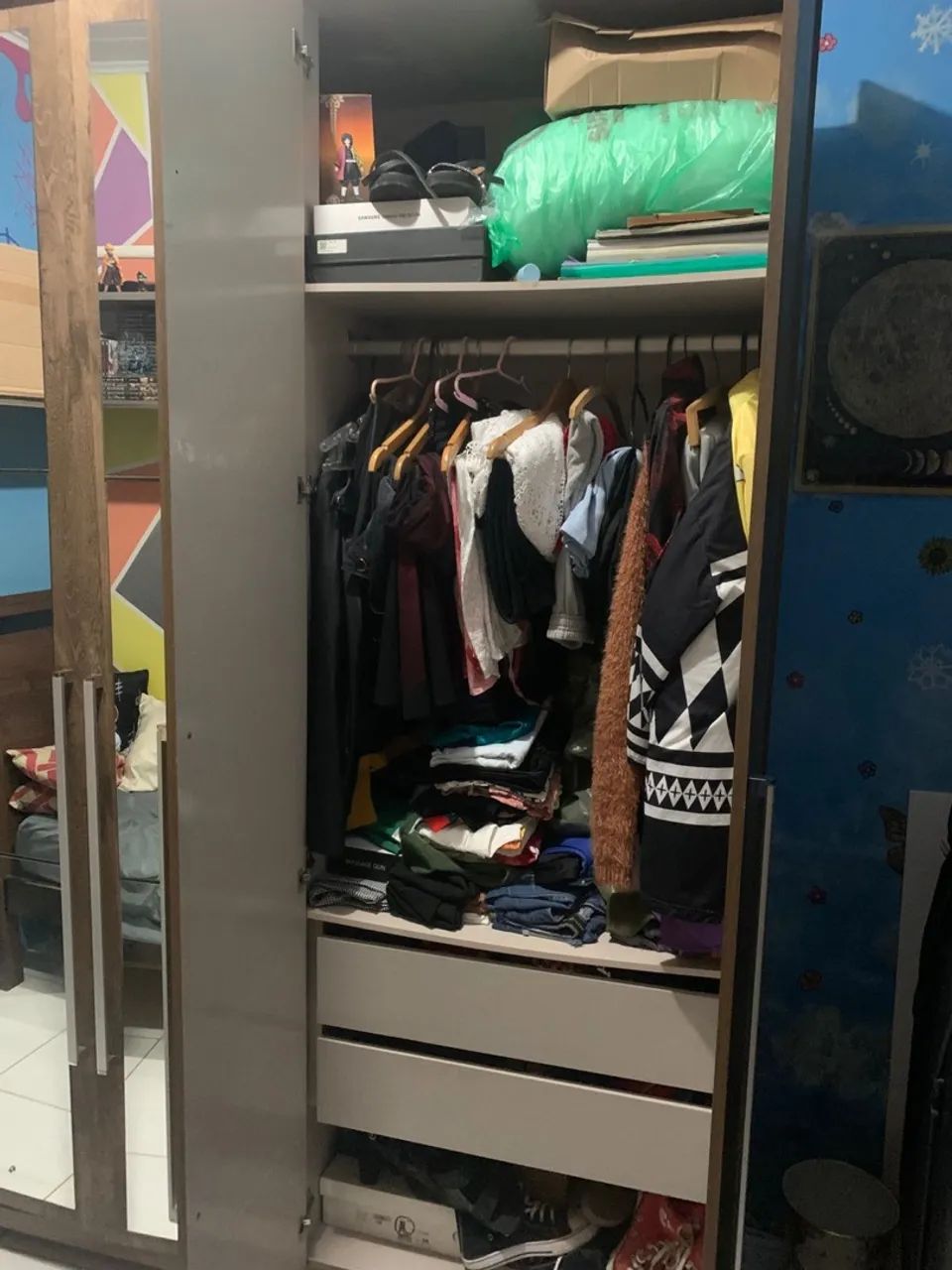 Guarda-Roupa Amadeirado com Espelho - Foto 3